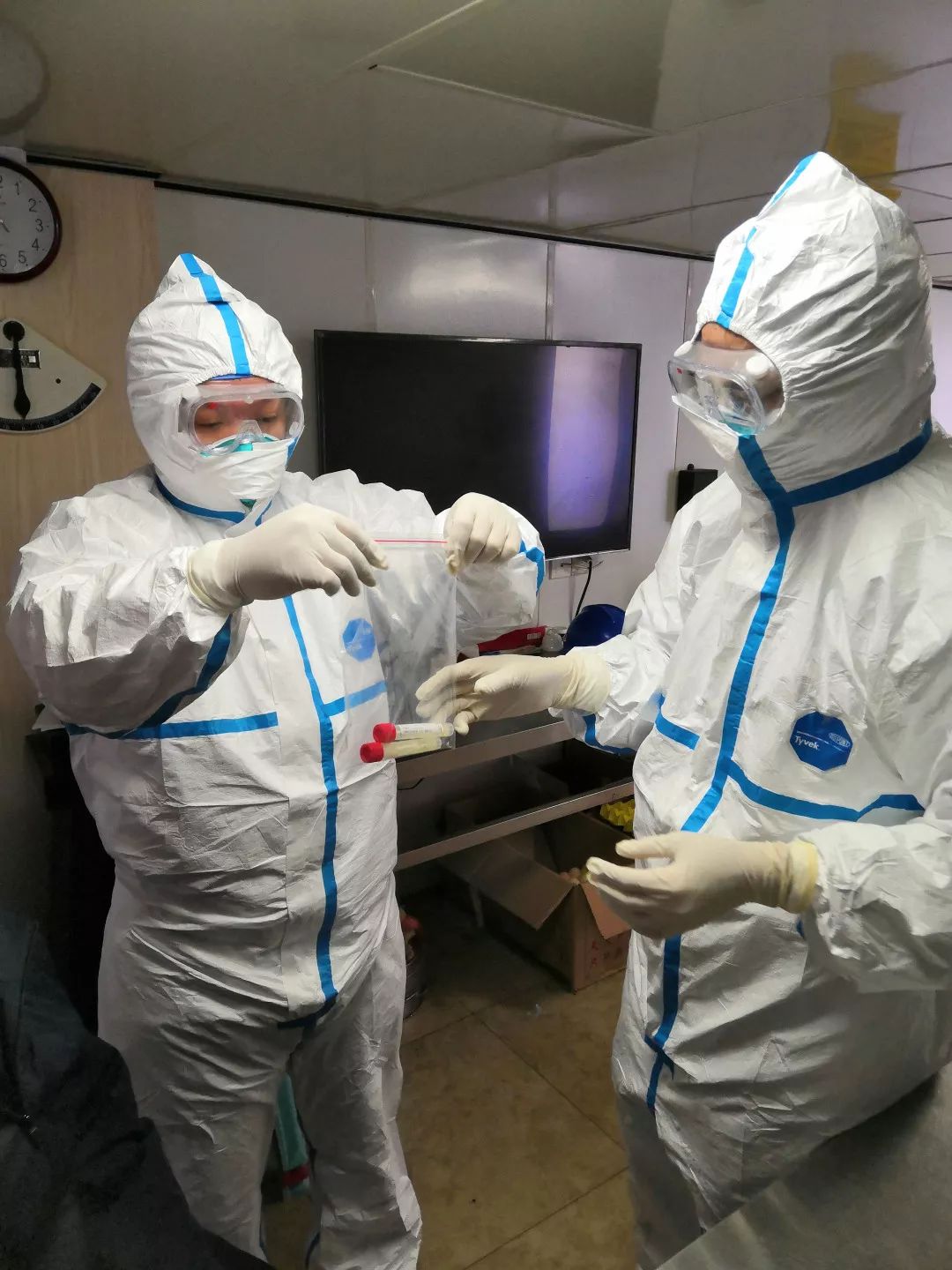 人物故事于勇退而不休阻击疫情