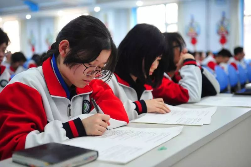 停课不停学高三生在家怎么学