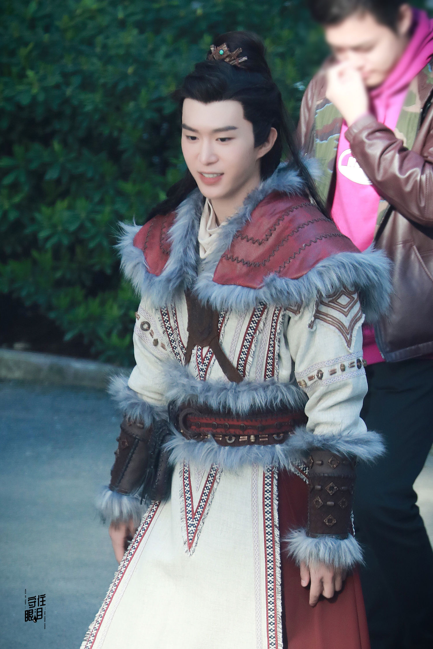 可爱秦烈在线发射想念光波光是饭拍就已经让人如此心动