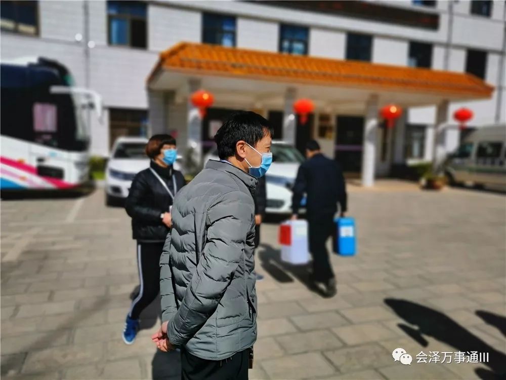 今天在会泽县人民医院中医院妇幼保健院看到这样的一幕幕