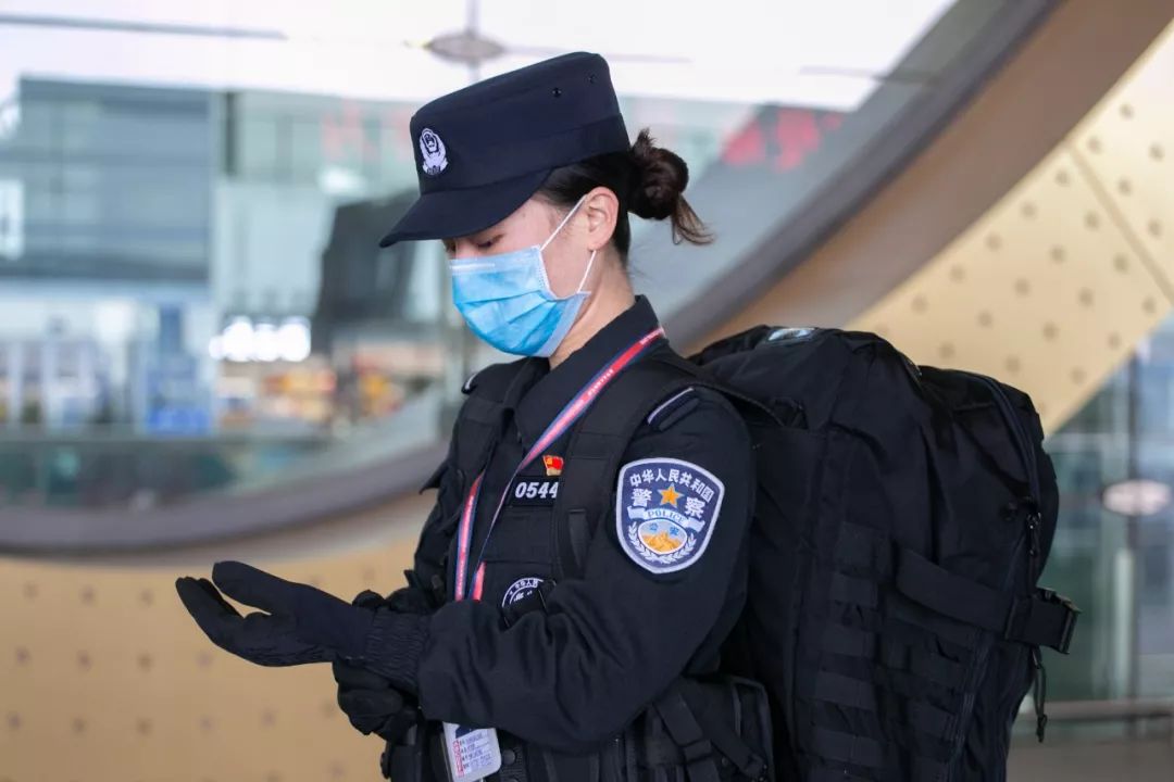 警花绽放云南机场公安警花的战疫日记