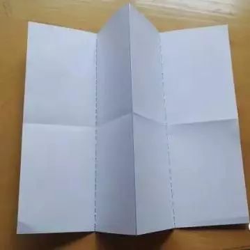 教学视频1八格书制作在这段特殊的日子中,家长不妨与孩子根据疫情事件