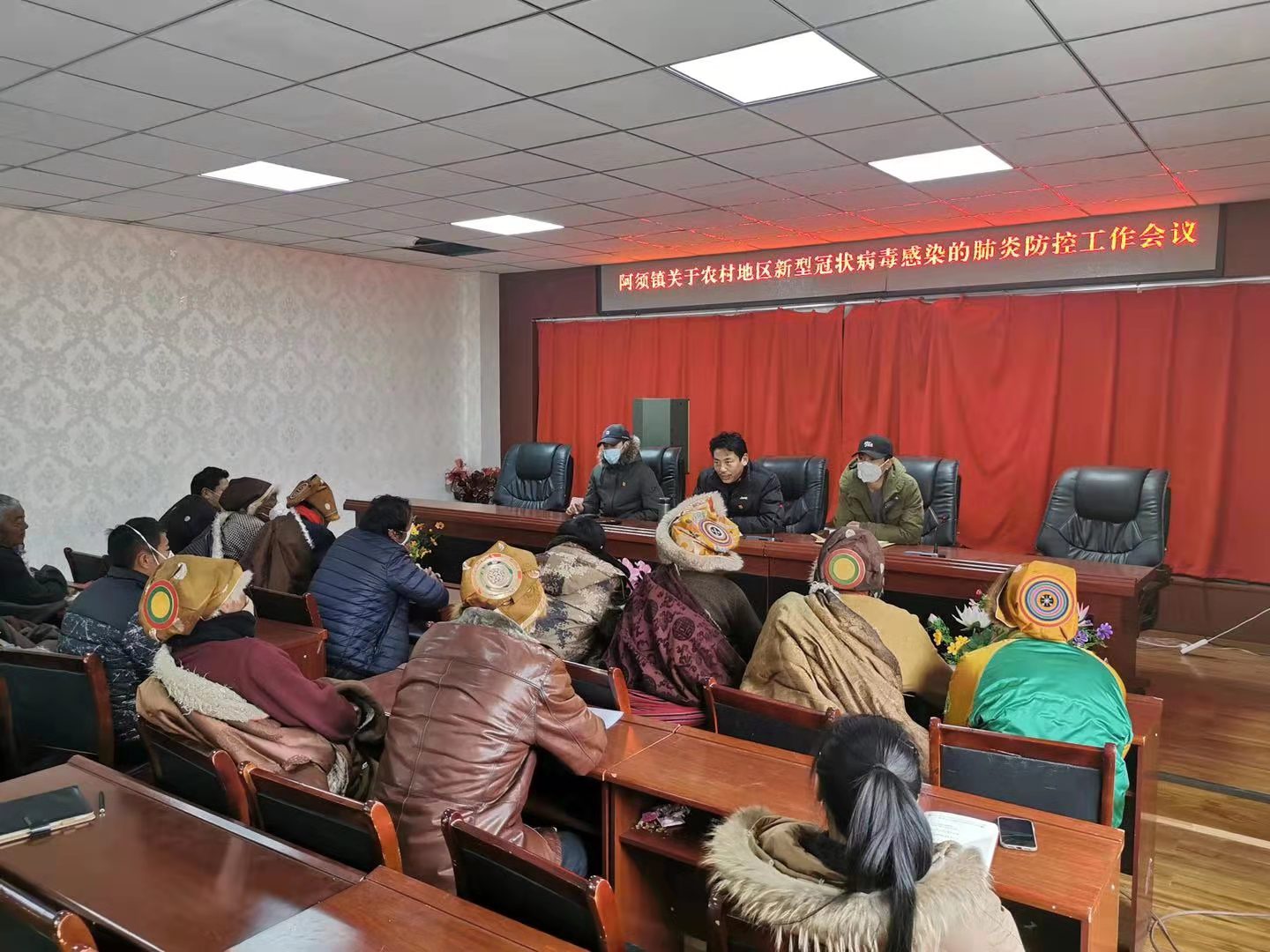 德格县阿须镇藏语宣传让疫情防控更接地气