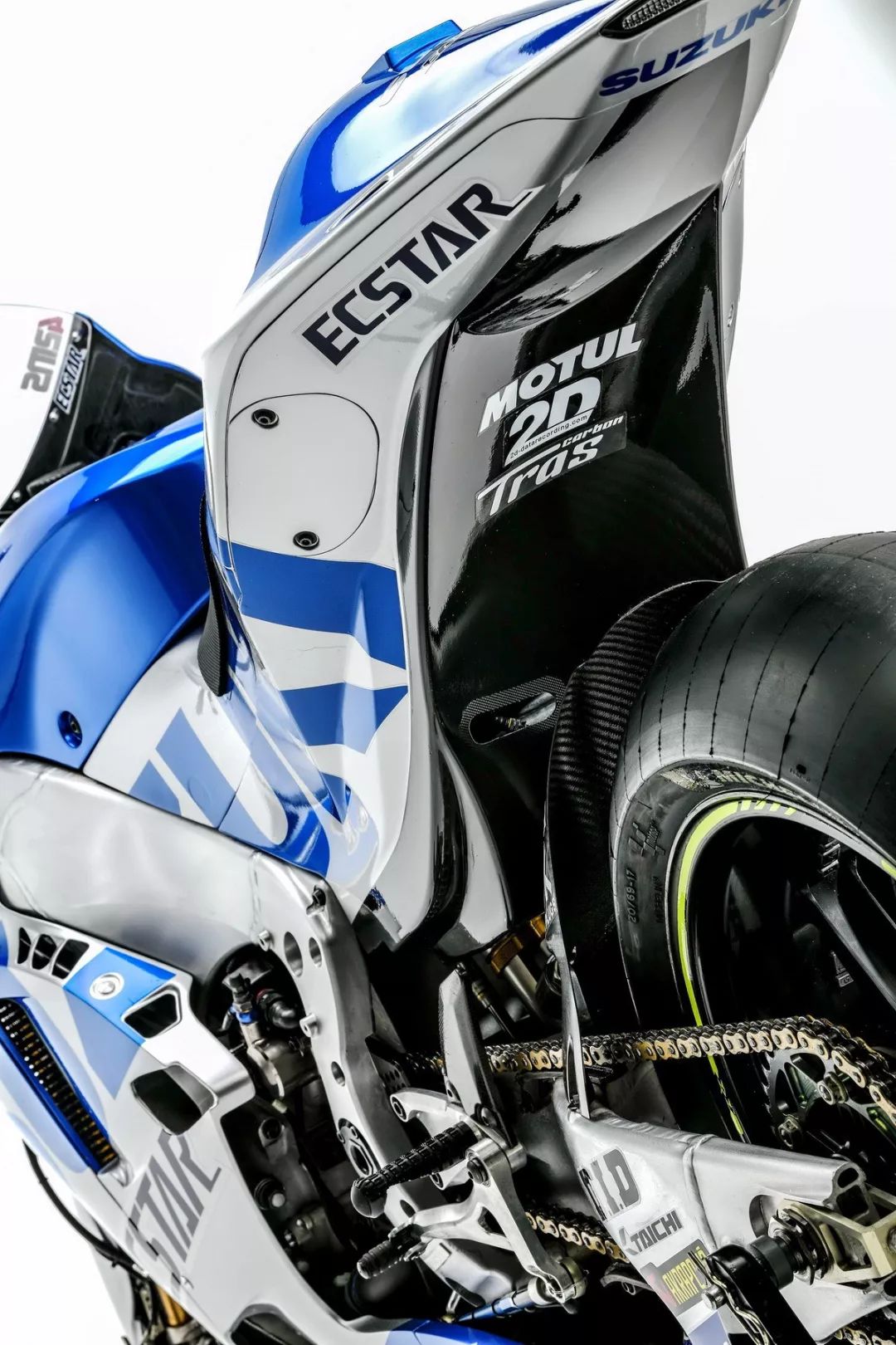 motogp2020纪念图案的suzuki工厂赛车gsxrr