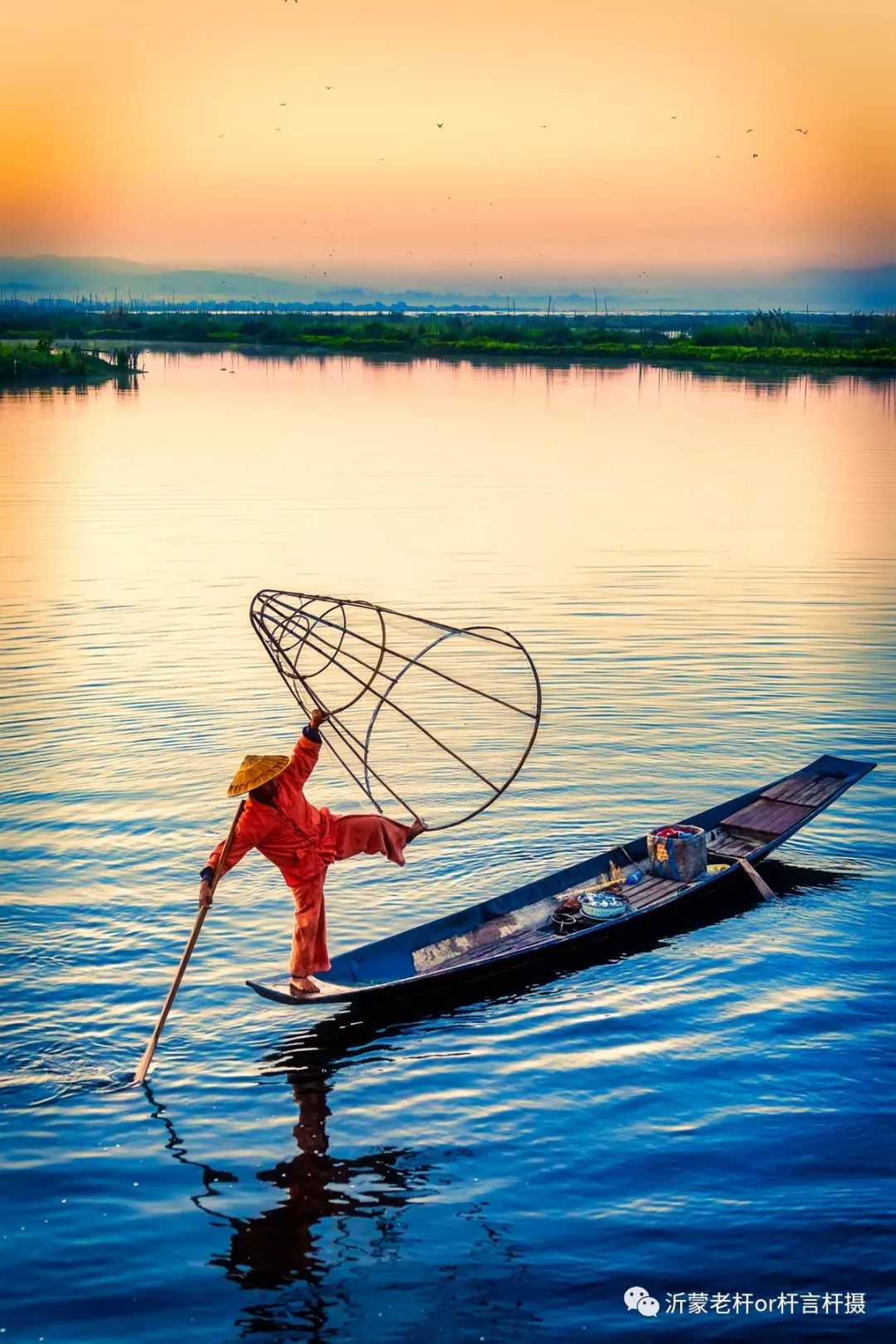行摄缅甸 茵莱湖上别具一格的渔夫捕鱼 简直就是优美的舞蹈