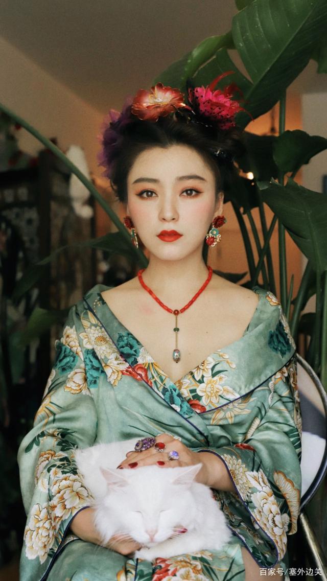 女神王亚楠,女神范尽显,美得很高级大气