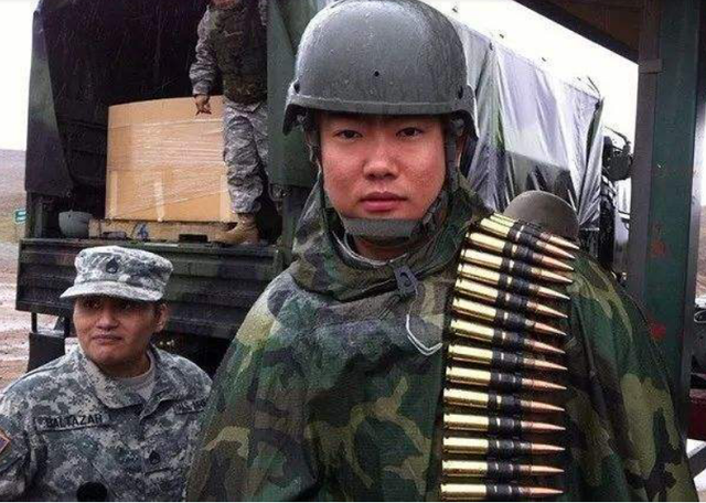 美籍华裔士兵图片