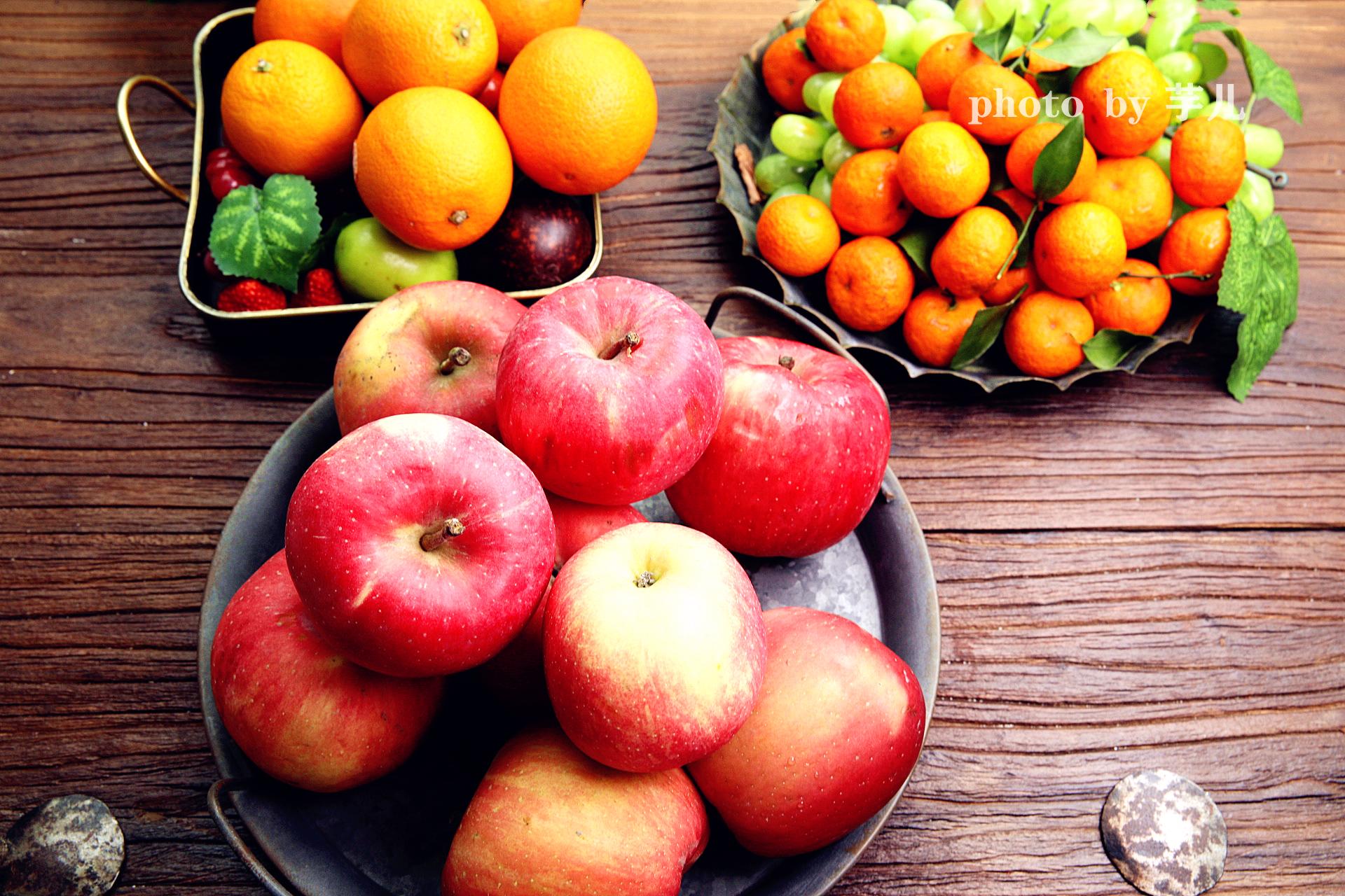 女儿不爱吃水果,家里就只储备这三种水果.苹果,褚橙和冰糖橘.