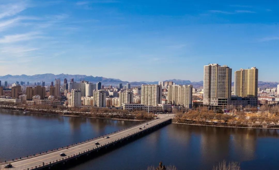 临朐待春暖花开我们再看车水马龙