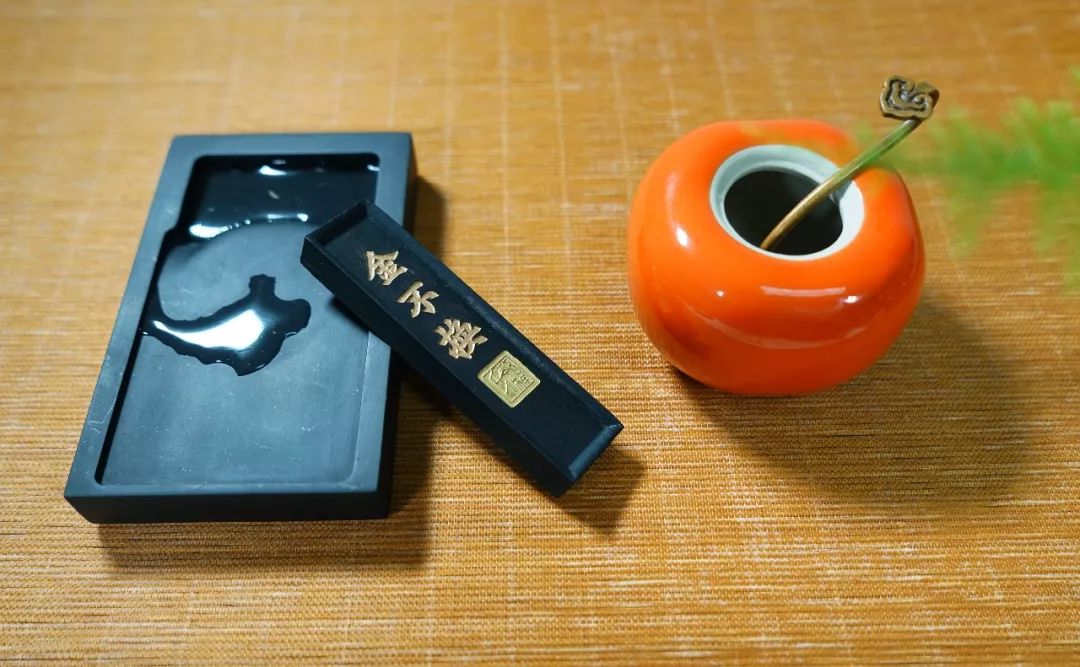 中国人的文房缺不得宣州的笔墨纸砚