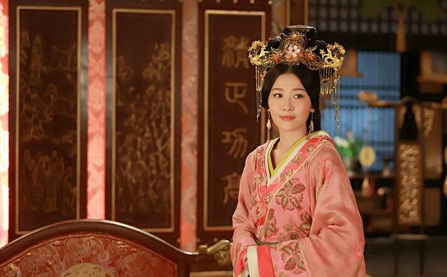 原创公主为皇帝送歌女皇帝忍不住在轩车中将其临幸结果成一代贤后