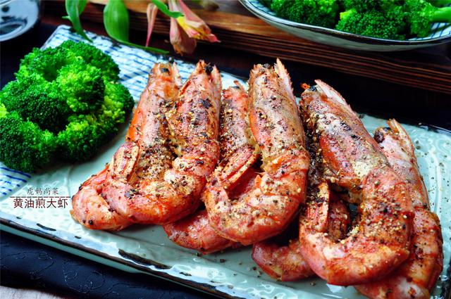 煎大虾,别用油,加这个才最鲜香,滋味更丰富,上桌抢着吃_青素