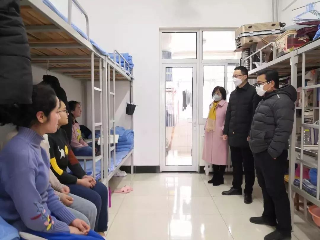 师者 | 长清一中张伟:非常时期天山学子的守护者