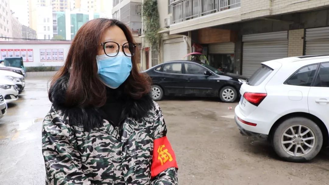 武穴办事处西菜园社区党委书记 戴晓燕:我们西菜园社区有2217户1193人