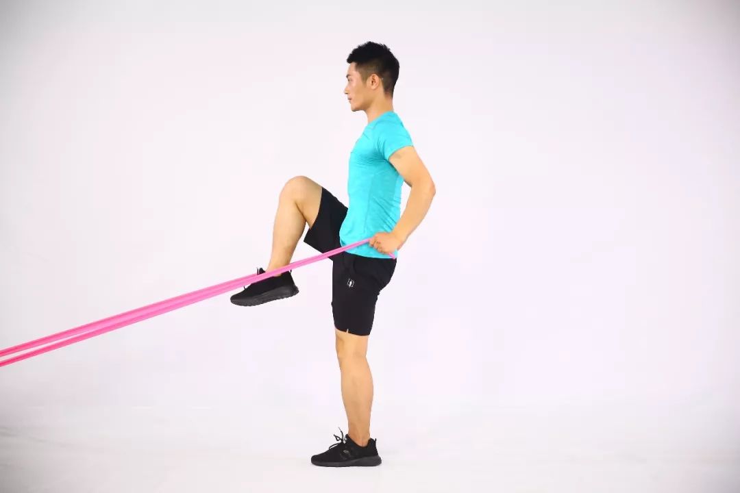 官宣:全民科学健身100招 第五期丨弹力带健身法_动作