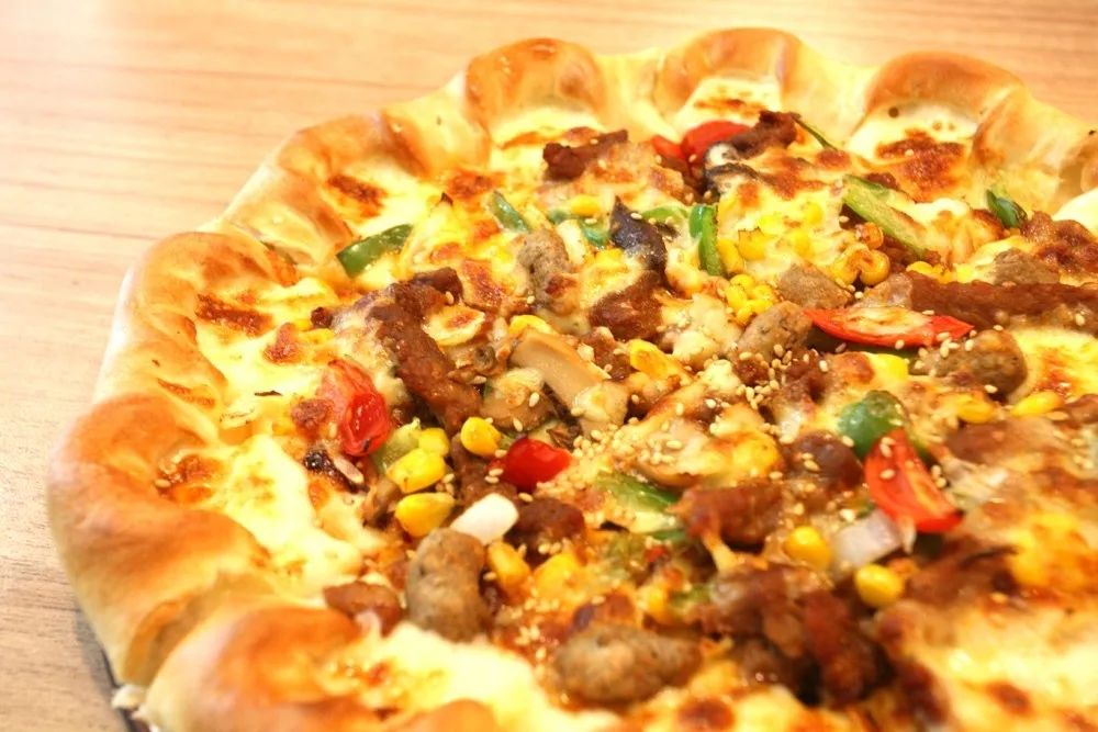 【配送产品】披萨小吃等【配送区域】杭州各区有门店【营业时间】10