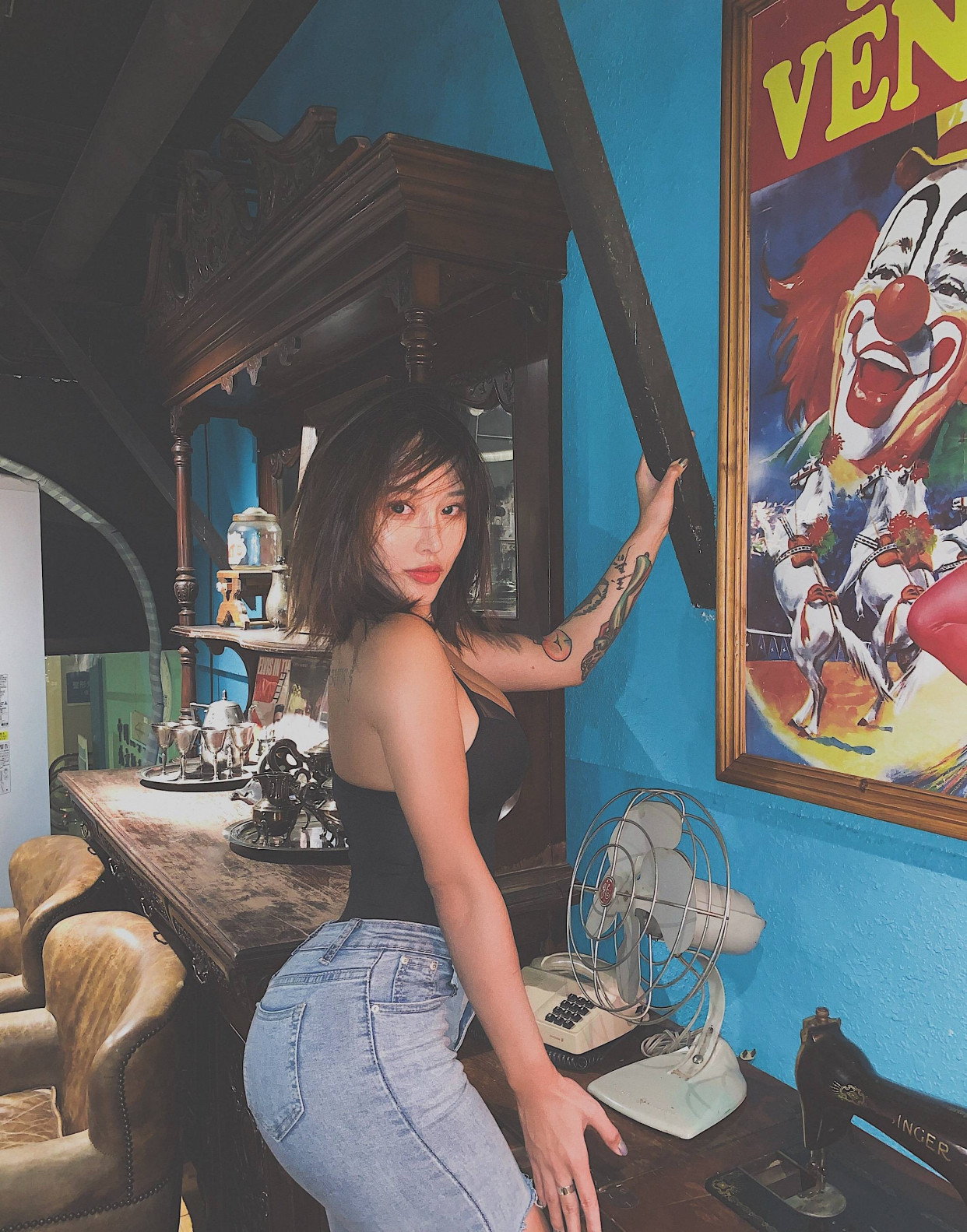 号称臀神第一人,多年健身,打造魔鬼身材_宋昱欣