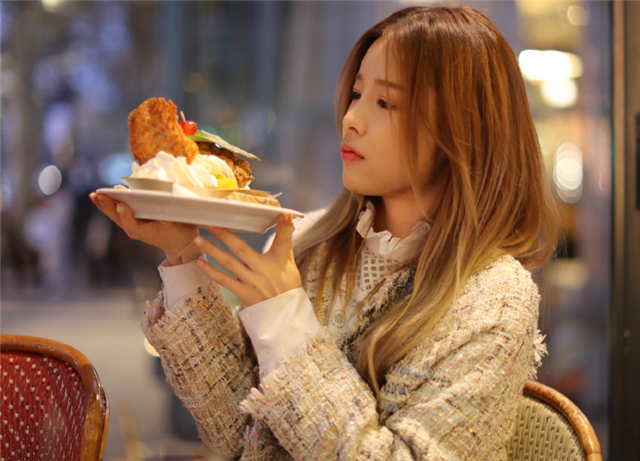 原创矛盾激化之后,糖小幽终于醒悟:女生要永远把自己放在第一位!