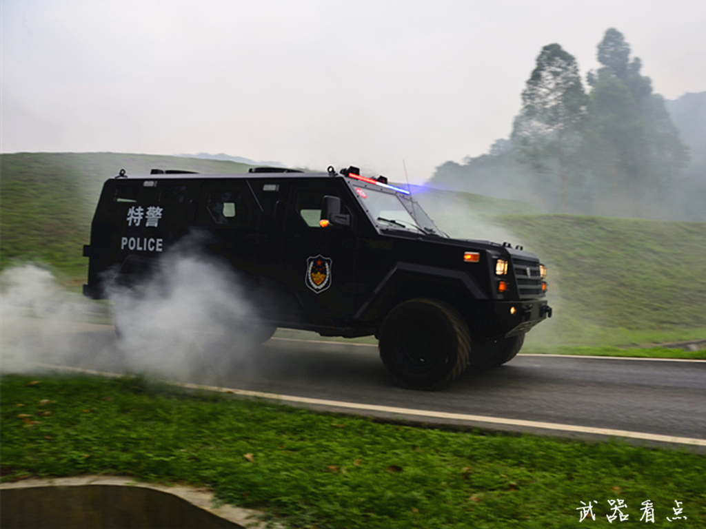 武警特种车图片