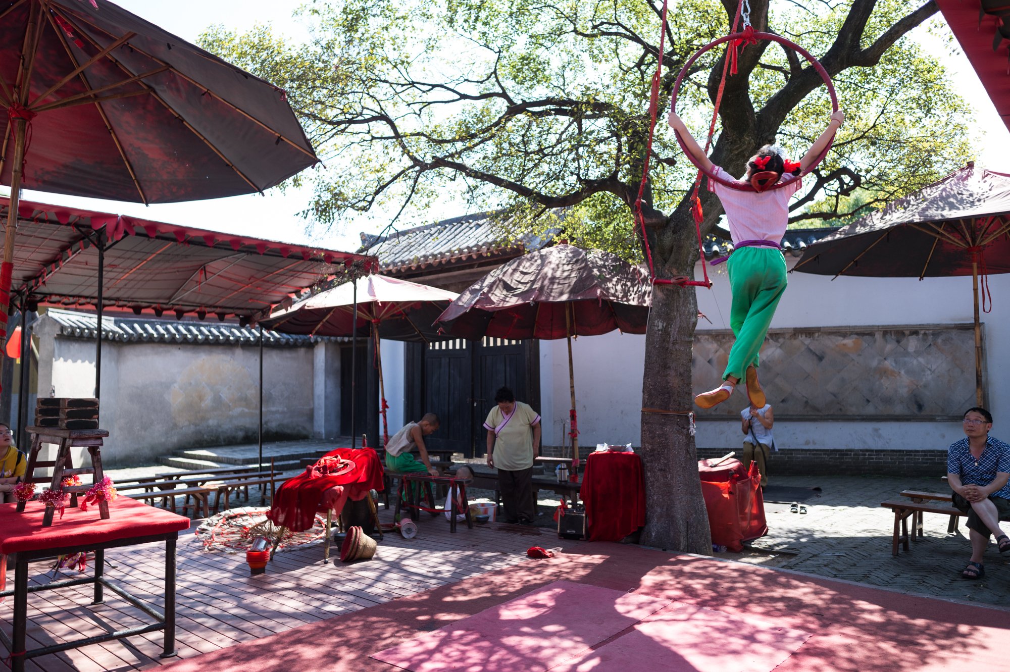 另外,在无锡水浒城中还有需要的景点,比如高俅府,清明上河街,皇宫