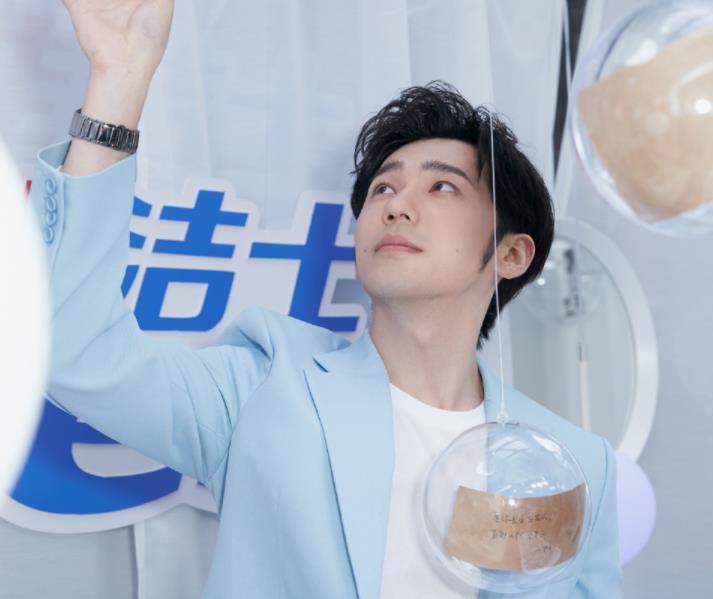 有种"整容"叫白宇,剃掉胡子回归颜值巅峰,鲜肉程度不输朱一龙_感觉