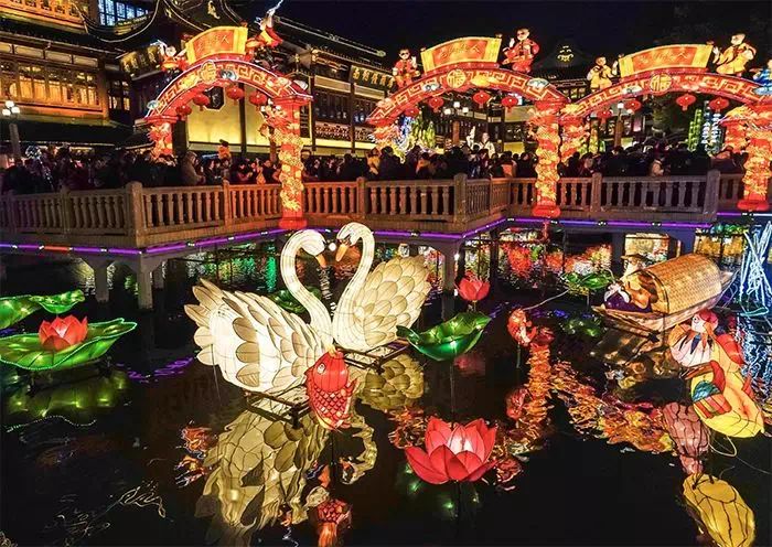 星如雨东风夜放花千树