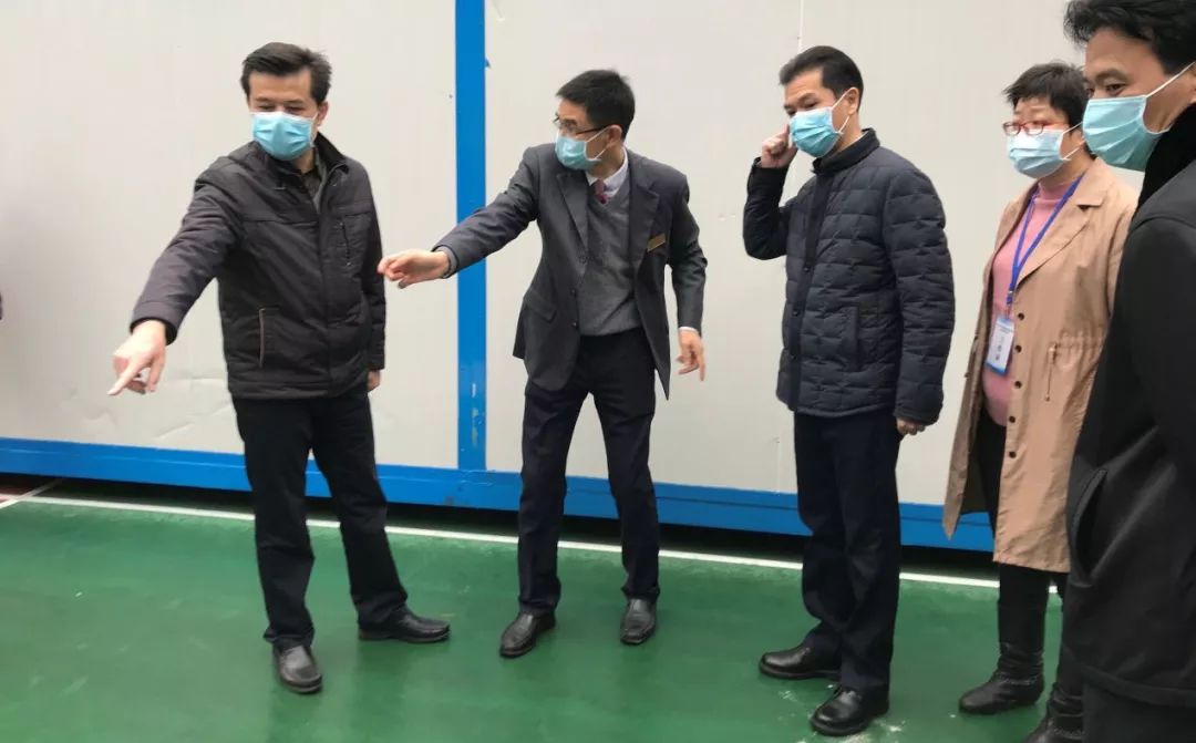 肇庆市人大常委会副主任,端州区委书记刘庆良,区长李剑带领区各才门