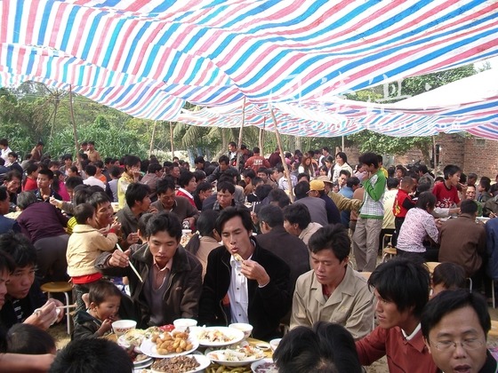 在农村吃酒席不管饭菜好坏这4个忌讳都别犯几乎人人不待见