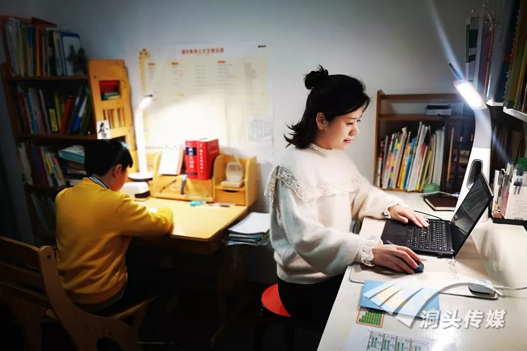 看洞头市民"花样宅":宅家就是支持!_疫情