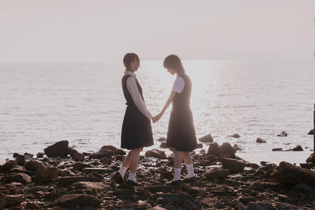 索尼微单a7r4拍摄海边的双子jk少女(姐妹篇)