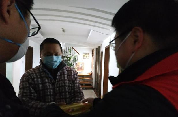 苏州长盛花园一居民"宅"在家的14个日日夜夜_隔离