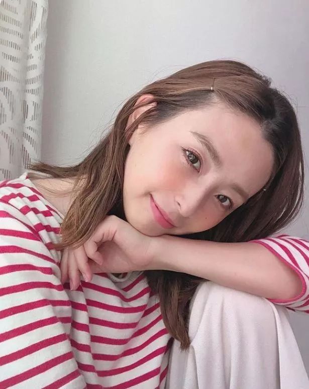 日本一年轻妈妈每天狂晒女儿丑照看到第1张就笑炸了