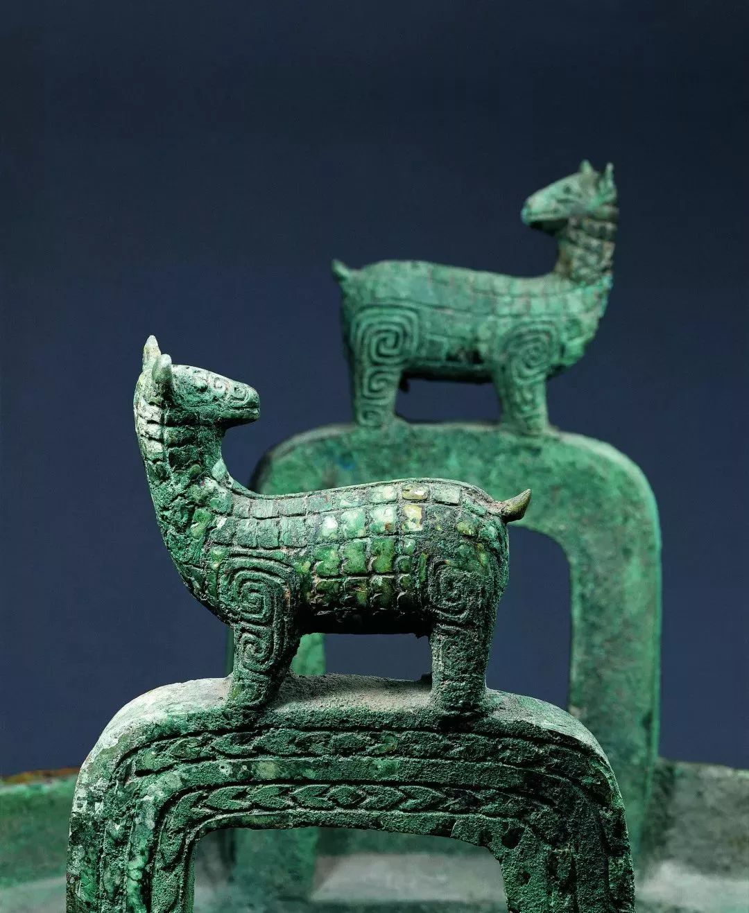 云观江博瑰宝④商代鹿耳四足青铜甗