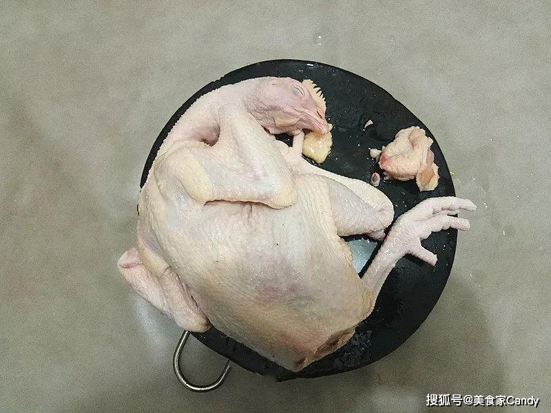 这么嫩的盐焗鸡只用电饭煲就能做?吃货们还等什么?赶紧学起来