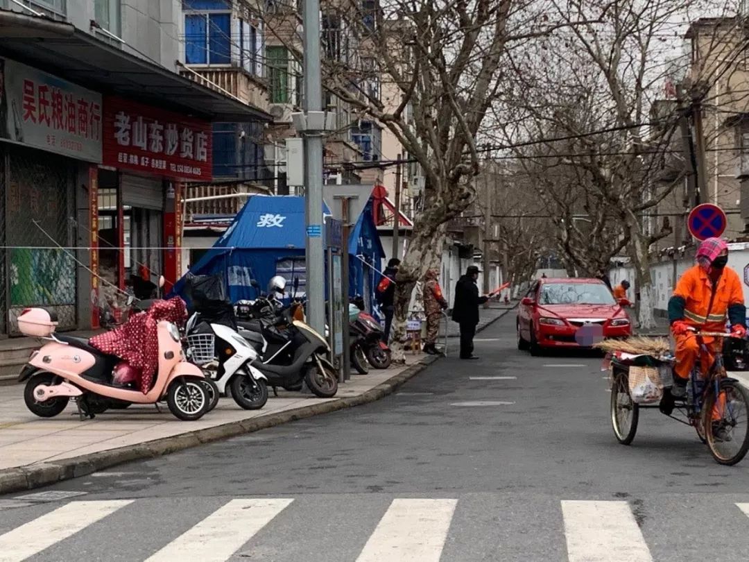 亲妈也不行!海盐这些小区路段都封了!_秦山