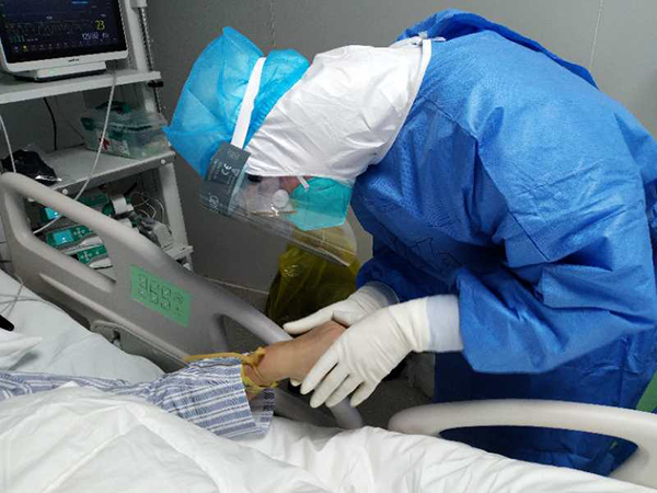 關于航天總醫院重癥中心大夫名單黃牛隨時幫患者掛號的信息