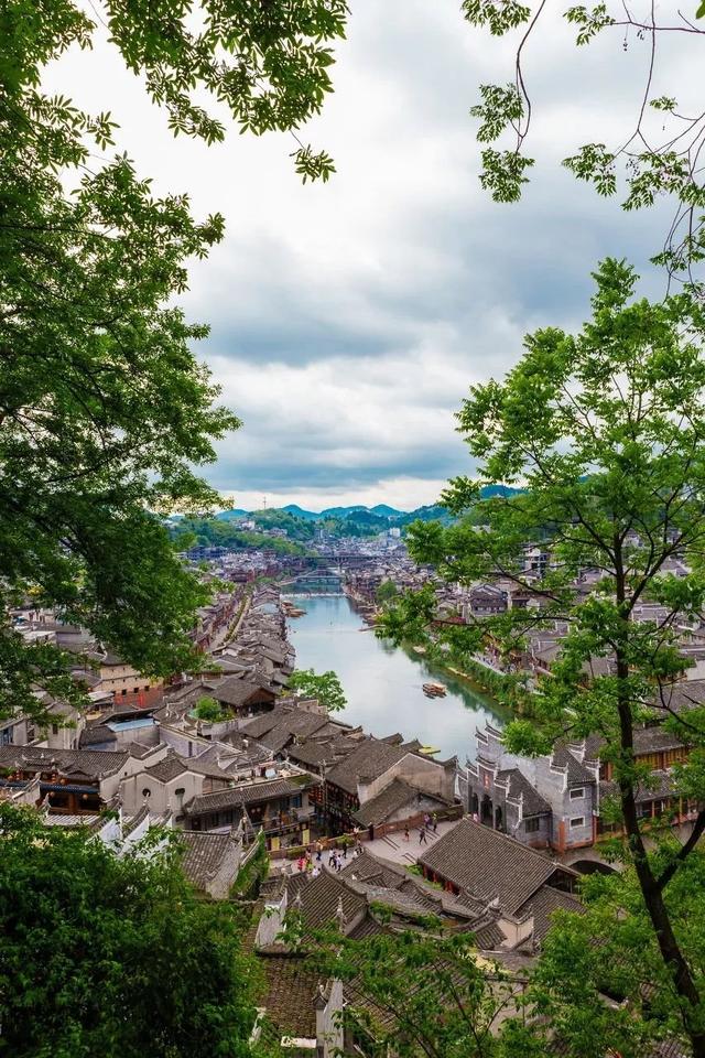 待疫情过后我想和你去这里不能辜负的小镇人少景美