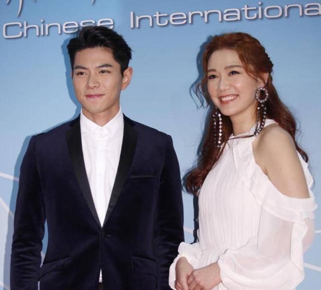 汤洛雯社交平台晒与爸爸汤镇宗合照 网友误以为是任达华