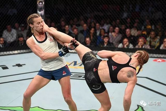 5场主赛3场判定2场终结,骨头大魔王乔恩-琼斯再次卫冕成功,五回合鏖战