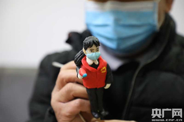 湖南非遗传承人创作抗疫面人致敬疫线先锋