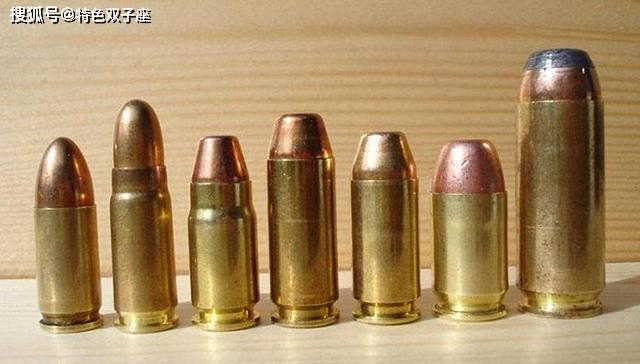 原创美国大片中手枪发射子弹后坐力很小为何中弹者被打得飞起