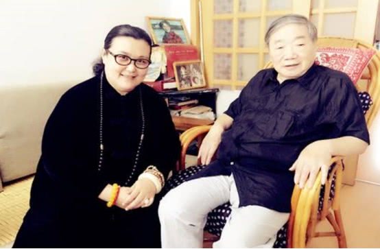 却在100天狂瘦140斤,被帅气老公宠成公主_谢晶晶