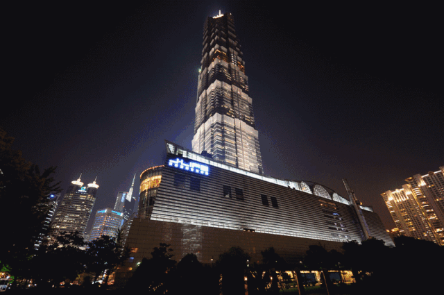 10:00—22:00即日起—2月9日营业时间:上海金茂时尚生活中心防疫措施