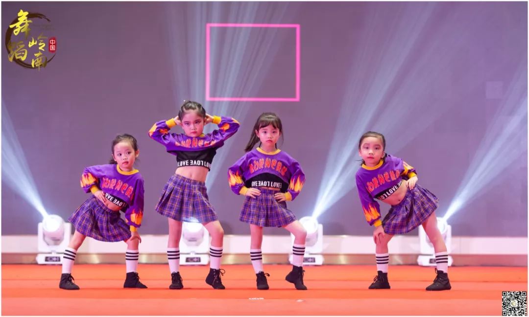 国粹经典时尚潮童2019少儿模特盛典精彩剧照