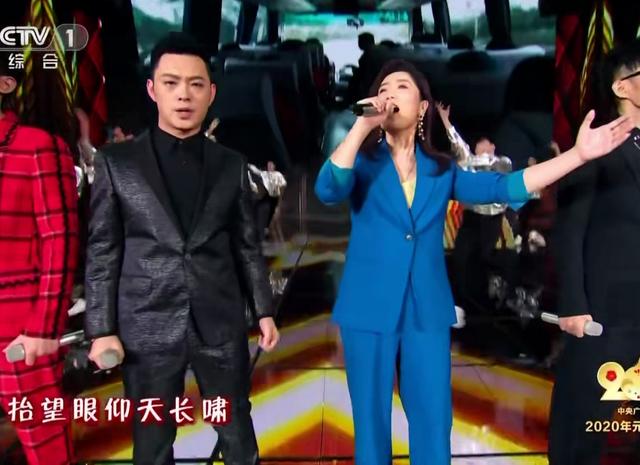 原创元宵晚会凤凰传奇缺个人玲花还在圆场他却说出了真相