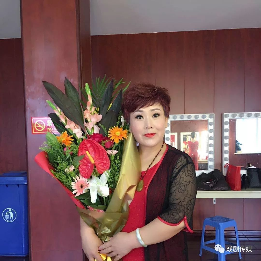 保定老调《扫除阴霾万民欢》演唱:刘春梅