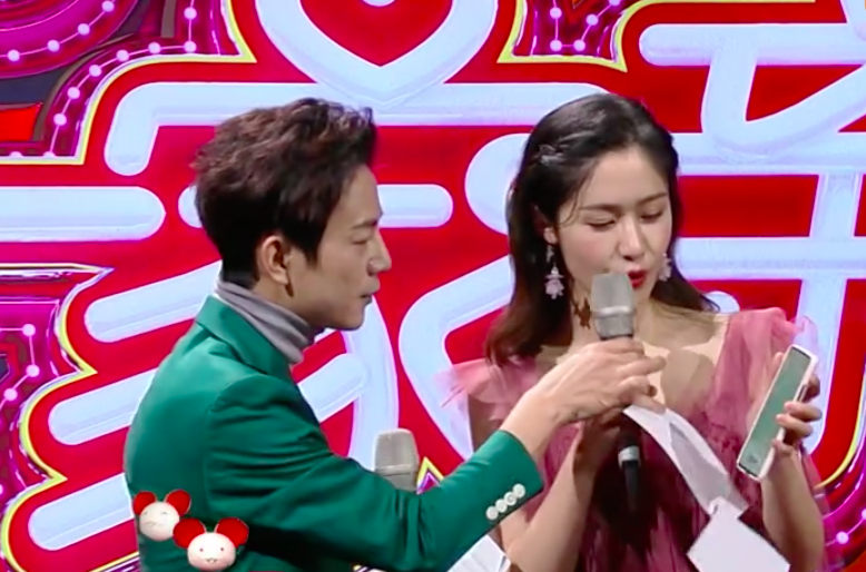 原创湖南元宵晚会状况频发,何炅好心办坏事,汪涵口误,梁田反应超赞