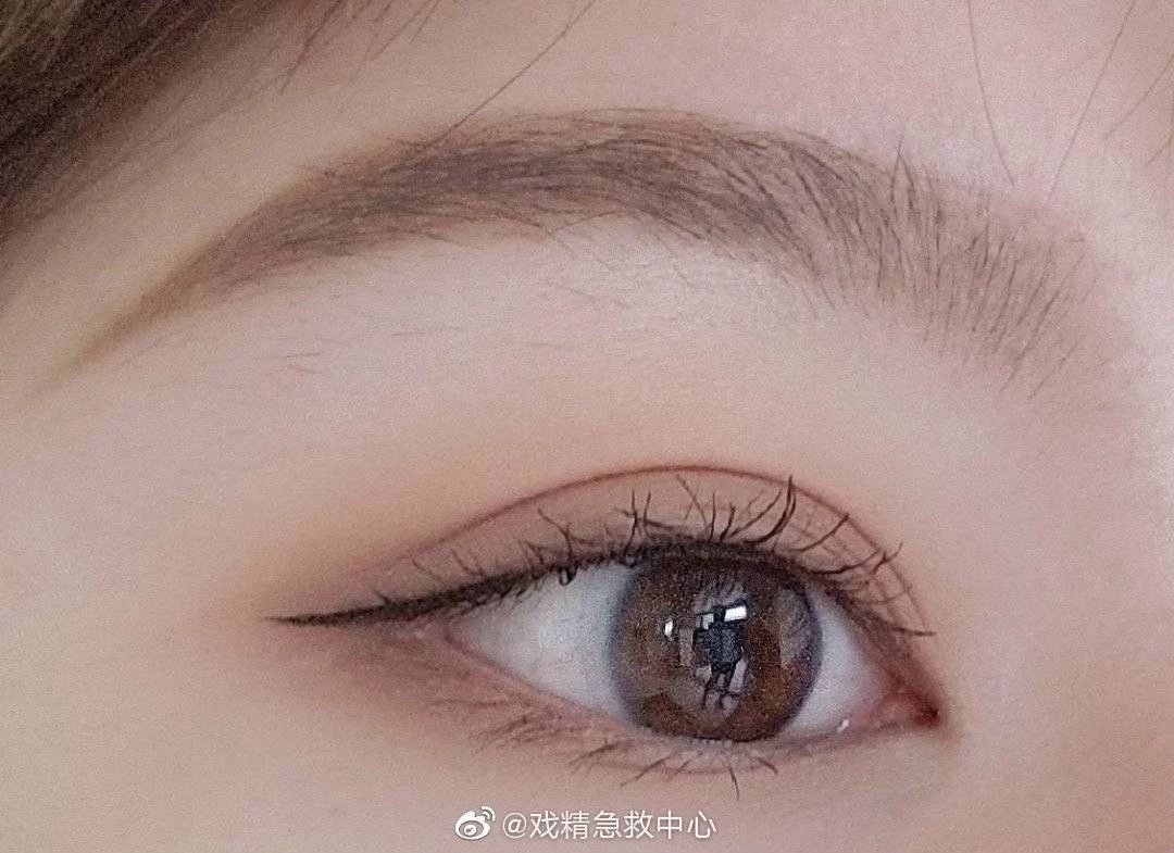 大眼睛女生能有多好看?顶不住了..._锅锅