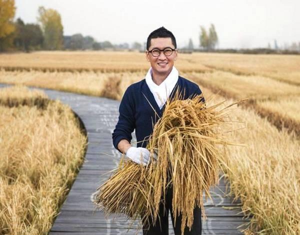 原创捐2万斤大米的周杰退出娱乐圈后身家过亿成千亩良田的农场主
