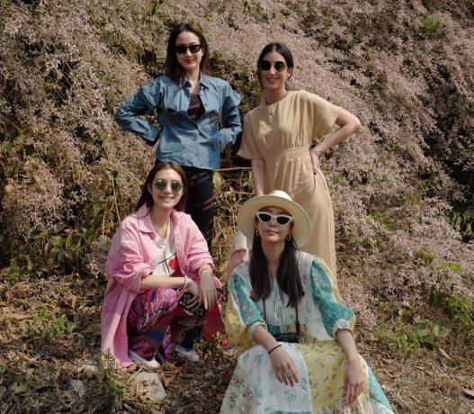 原创泰星taew和闺蜜逛清莱,matt后期加入,友情成迷新剧值得期待!